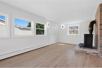 25 Stoneham Street, Cranston, RI 02920 - Photo 28