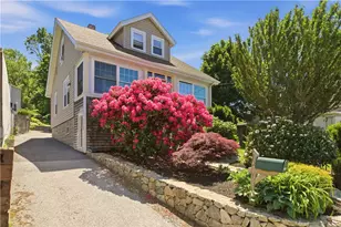 1536 Main Rd, Tiverton, RI 02878 - Photo 4
