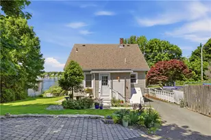 1536 Main Rd, Tiverton, RI 02878 - Photo 28
