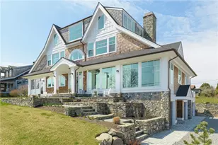 30 Walcott Ave, Jamestown, RI 02835 - Photo 2
