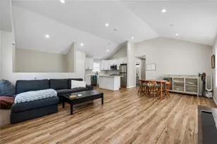 63 Chester Ave, Providence, RI 02907 - Photo 6