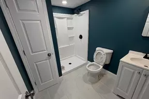 30 Gaglione Ct, Cranston, RI 02921 - Photo 6