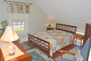53 Russell Ave, East Providence, RI 02914 - Photo 22