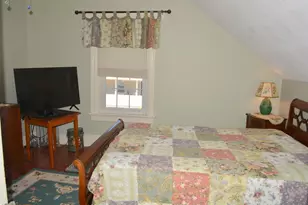 53 Russell Ave, East Providence, RI 02914 - Photo 24