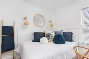 17 Willow St, Newport, RI 02840 - Photo 34