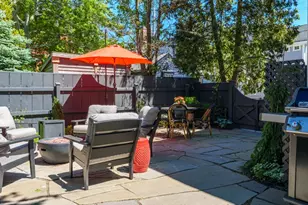 17 Willow St, Newport, RI 02840 - Photo 6