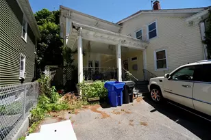 8 Washington St, Pawtucket, RI 02860 - Photo 2