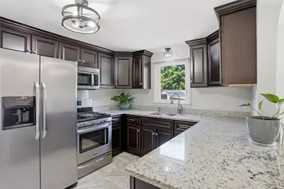 55 Blue Hill Drive, Warwick, RI 02886 - Photo 4