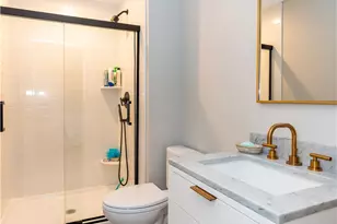 15 Castle St, East Greenwich, RI 02818 - Photo 34