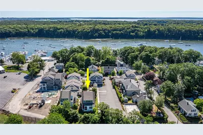 15 Castle Street #9, East Greenwich, RI 02818 - Photo 4