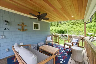 46 Maple St, South Kingstown, RI 02879 - Photo 10