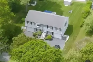 58 Brush Hill Rd, Narragansett, RI 02882 - Photo 2
