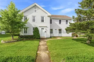 36 Ledward Ave, Westerly, RI 02891 - Photo 4