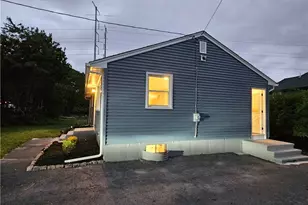 116 Louise Dr, Tiverton, RI 02878 - Photo 4