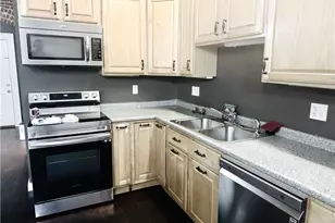 24 Front St, Woonsocket, RI 02895 - Photo 16