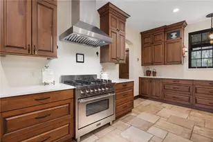 19 Blacksburt Ct, North Kingstown, RI 02874 - Photo 18