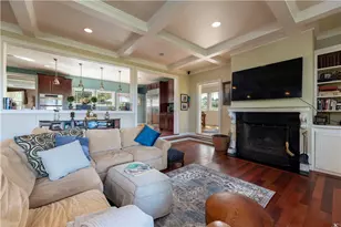 365 Boston Neck Rd, Narragansett, RI 02882 - Photo 10