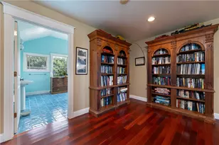 365 Boston Neck Rd, Narragansett, RI 02882 - Photo 38