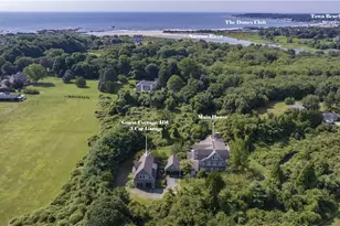 365 Boston Neck Rd, Narragansett, RI 02882 - Photo 1