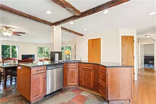52 Wildwood Ave, East Providence, RI 02916 - Photo 8