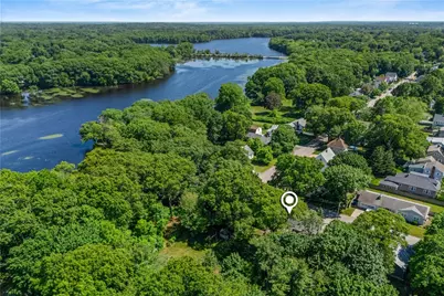 52 Wildwood Avenue, East Providence, RI 02916 - Photo 4