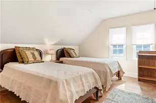 52 Wildwood Ave, East Providence, RI 02916 - Photo 22