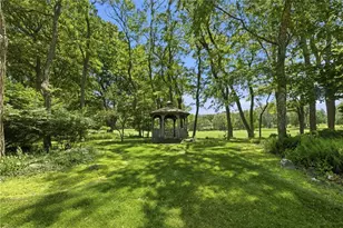 32 Briarwood Rd, Lincoln, RI 02865 - Photo 36