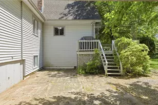32 Briarwood Rd, Lincoln, RI 02865 - Photo 38