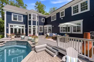 198 Poppasquash Rd, Bristol, RI 02809 - Photo 6