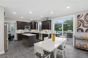 12 Woodlake Dr, Johnston, RI 02919 - Photo 4
