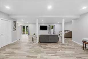 12 Woodlake Dr, Johnston, RI 02919 - Photo 38