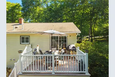 233 Old Oxford Road, North Smithfield, RI 02896 - Photo 8