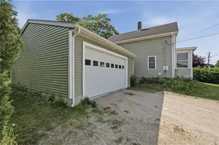10 Hobart St, Westerly, RI 02891 - Photo 2