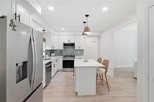 72 Wilbur Rd, Lincoln, RI 02865 - Photo 4