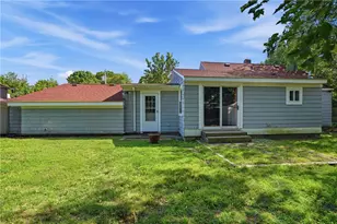 38 Franklin St, East Providence, RI 02915 - Photo 4