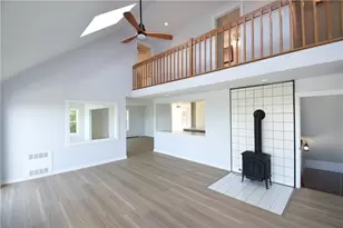32 J H Dwyer Dr, Middletown, RI 02842 - Photo 10