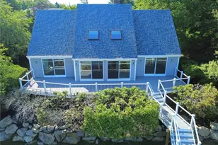 32 J H Dwyer Dr, Middletown, RI 02842 - Photo 1