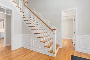 61 Cardinal Rd, Cranston, RI 02921 - Photo 4