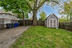 50 Stamford Ave, Providence, RI 02907 - Photo 20