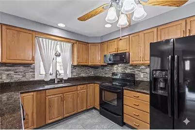 15 Hanley Lane, Warren, RI 02885 - Photo 6
