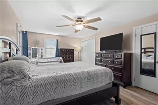 33 Belmont Ave, East Providence, RI 02914 - Photo 14