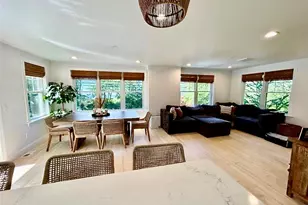 608 Wordens Pond Rd, South Kingstown, RI 02879 - Photo 8