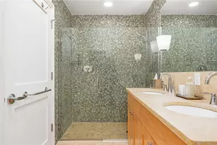 341 Thames St, Bristol, RI 02809 - Photo 32