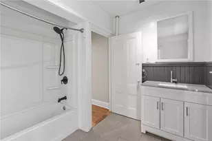 107 Spring St, Pawtucket, RI 02860 - Photo 26