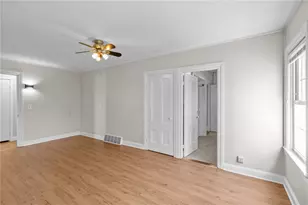 107 Spring St, Pawtucket, RI 02860 - Photo 30