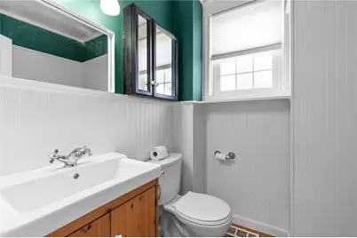 107 Spring Street, Pawtucket, RI 02860 - Photo 22