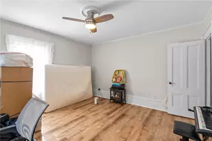 107 Spring St, Pawtucket, RI 02860 - Photo 16
