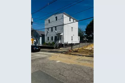 194 Pavilion Avenue, Providence, RI 02905 - Photo 2