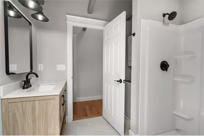 474 Thames Street #3, Bristol, RI 02809 - Photo 8