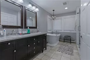 2446 Plainfield Pike, Johnston, RI 02919 - Photo 16